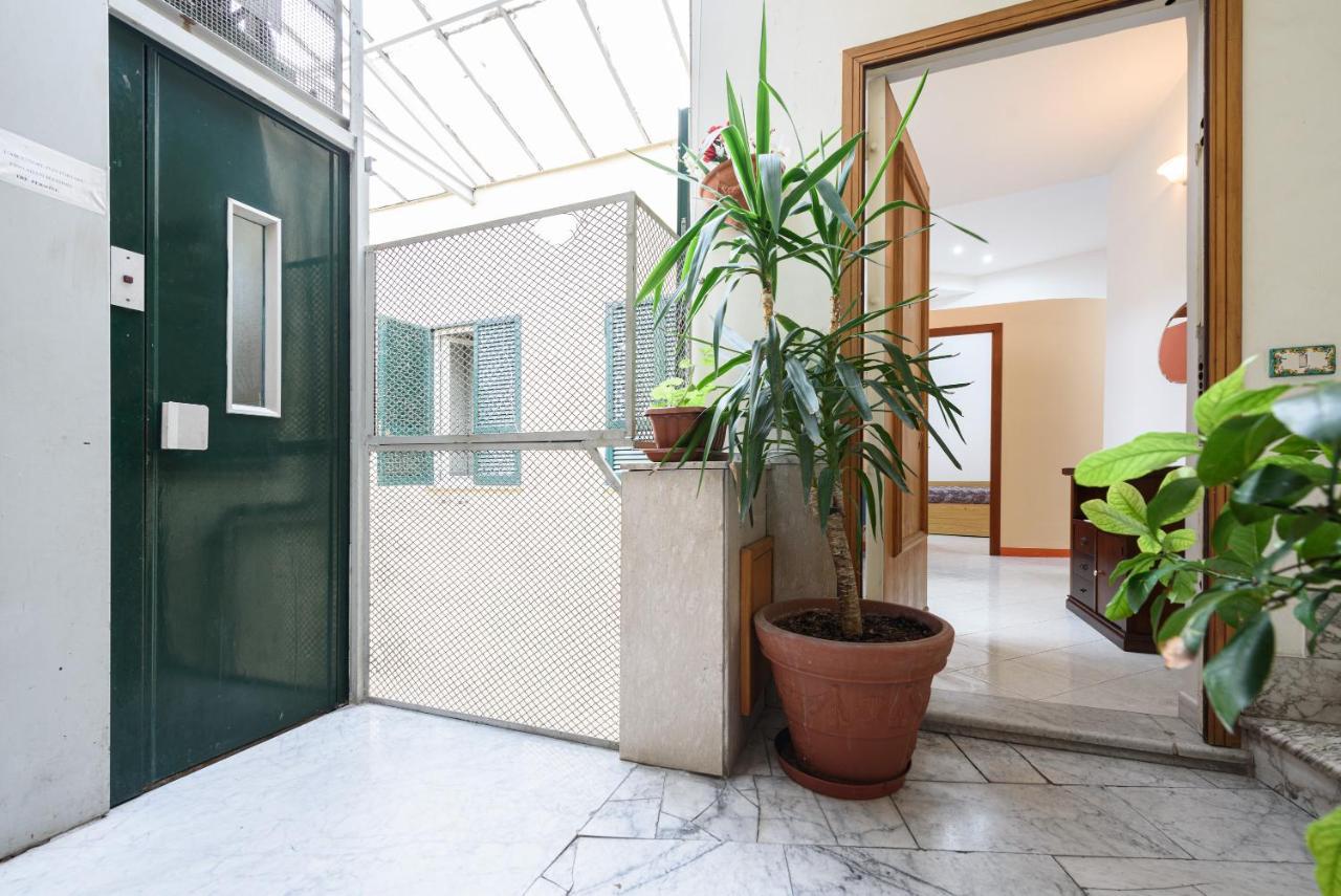 Via Avvocata 25 Apartamento Nápoles Exterior foto